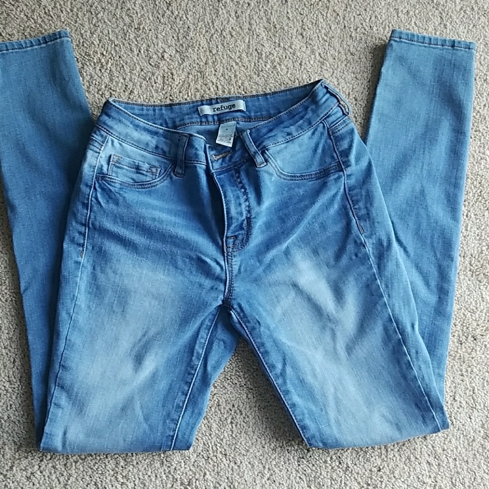 Skinny jeans